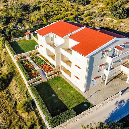 Apartments Basaca Đảo Pag Ngoại thất bức ảnh